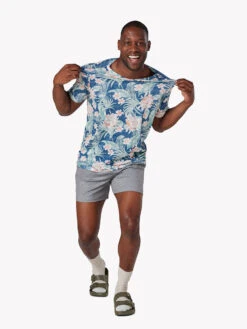 Ultimate Tee (Resort Wear) -Outlet Posh Sewn Store 598223 05 300223 02 058223 06 609223 05 OF 8010