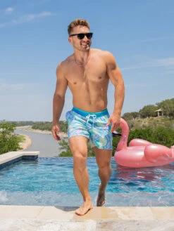 The Low Tides 7" (Classic Swim Trunk) -Outlet Posh Sewn Store Low Tides 5.5 LinedClassicStretch LS 126222 01 012885copy 7b5c869f ebce 43b4 b4df 997f8c10e7bd