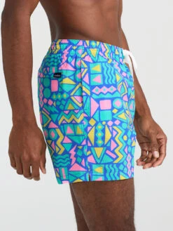 The Shapeshifters 5.5" (Seersucker Classic Swim Trunk) -Outlet Posh Sewn Store Shapeshifters5.5 SeersuckerClassicSwimTrunk 109231 02 OF 2246 bcab7eab a19a 4637 9dd8 5627f8039adc